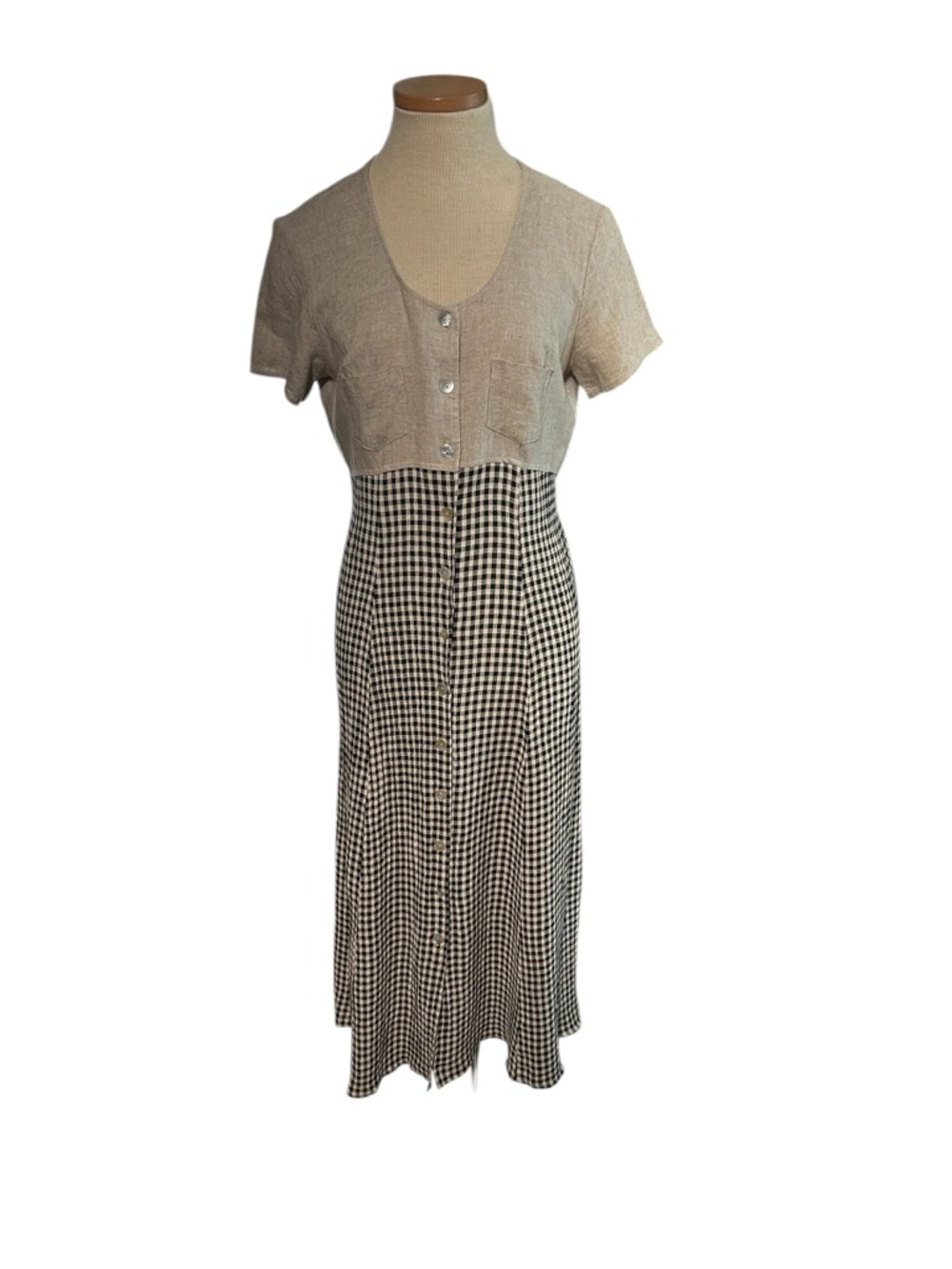All That Jazz Linen Gingham Midi
Dress Button Front Cottagecore
Neutral - Picture 3 of 7